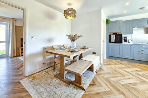 9 Poppy Close Kna...