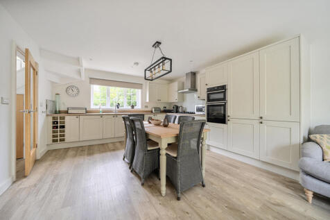 1299859-10-683853...