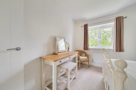 1299859-17-683863...