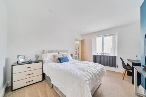 1343191-10-68b32d...