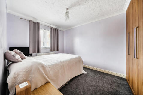 1360422-9-68e7ee2...