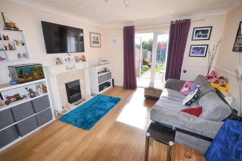 Lounge / Dining Room