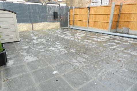 Exterior 3 Penrose www.edenharper.com