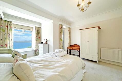 8131ce04-e4e3-4f27-b3cb-13488d9d8588