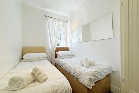 4e5680a2-cef7-4a49-94d5-4127f00f5749