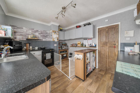 1357820-11-68cd90...