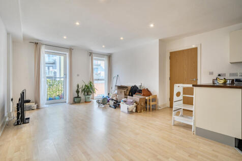 1354354-7-68da802...