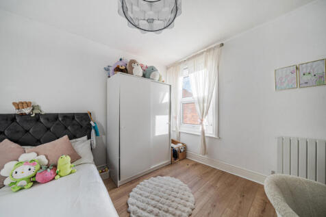 1385034-23-6925c8...