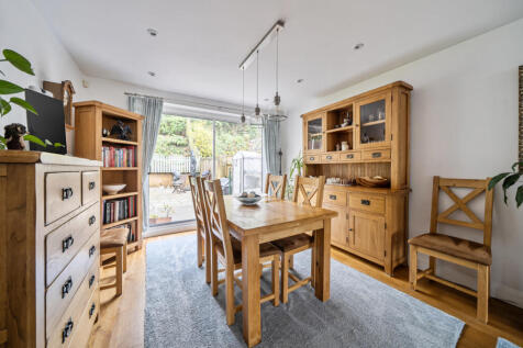 1387400-16-6936f6...