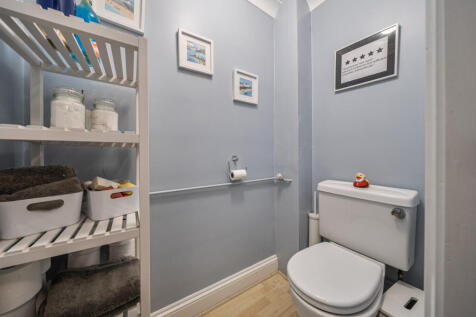 1387400-30-6936f8...