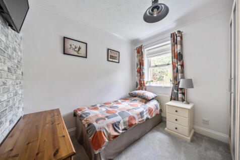 1387400-10-6936f5...