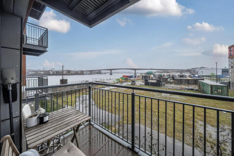 1397706-3-6966761...