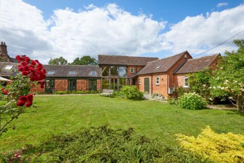 Moat Barn