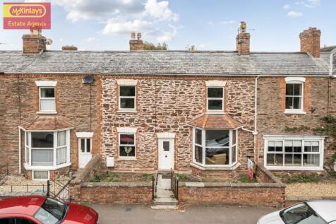 3 bedroom terraced with study, large garden &amp; loa