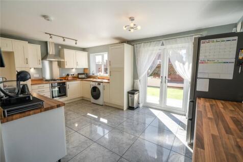 Kitchen (2)