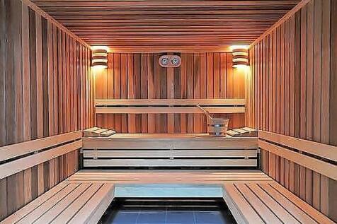 Sauna / Steam Room