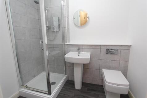 Bathroom.JPG