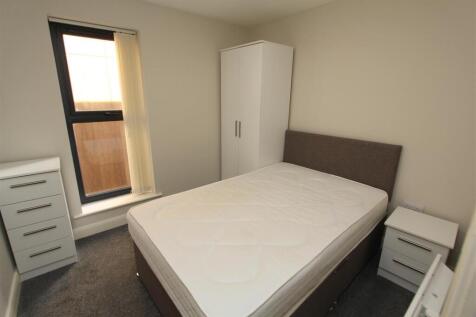 Bedroom 2.JPG