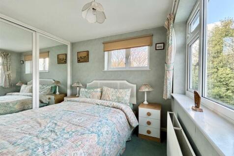 BED2.jpg