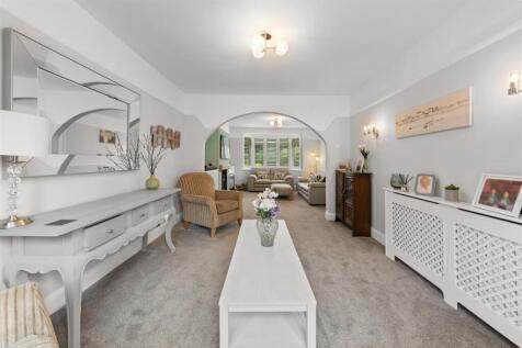 3 London Road 26.jpg
