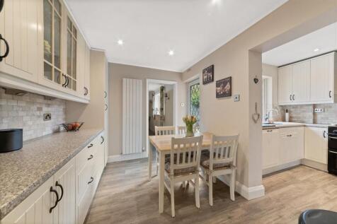 3 London Road 15.jpg
