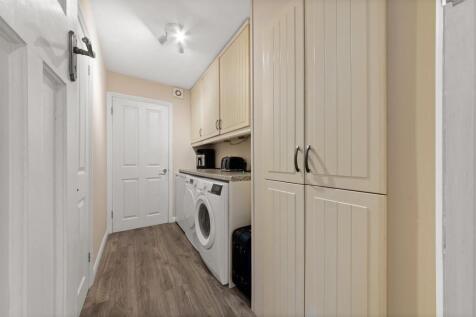 3 London Road 14.jpg