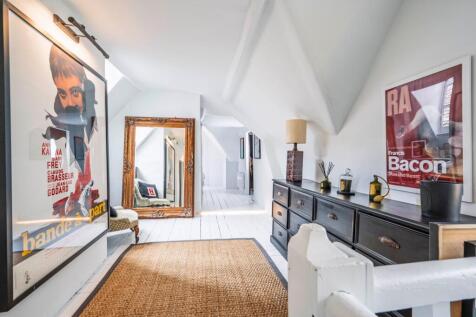 Top Floor Apartment Hallway