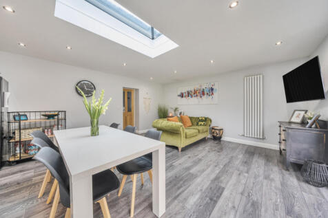 1358097-6-68de5d0...