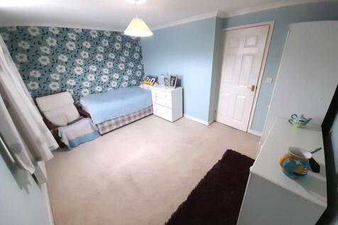 Bedroom Front