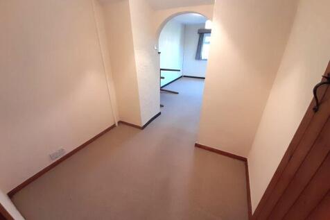 Dressing Room - Bedroom 1