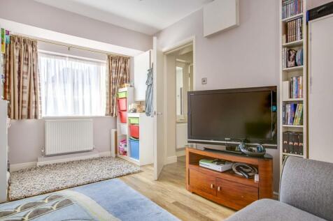 16 Chenies Avenue...