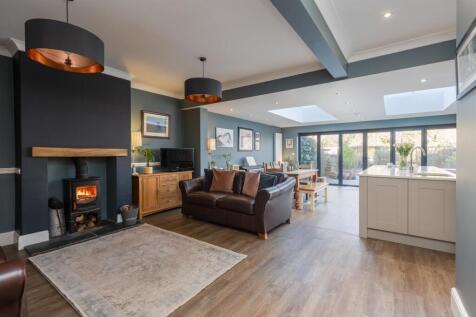 Kitchen/Dining/Living Room