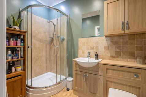 Principal Bedroom Suite