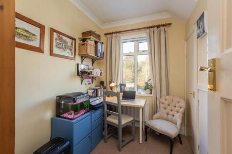 Study/Bedroom 5