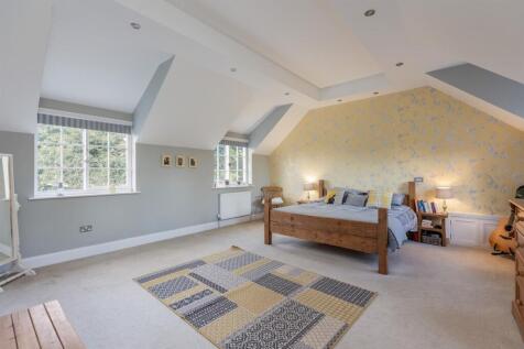 Principal Bedroom Suite