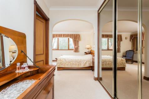 Principal Bedroom Suite