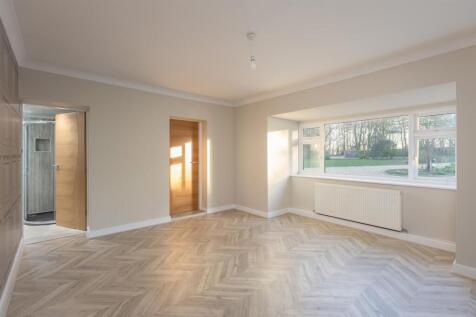 Bedroom 5 Suite - ground floor