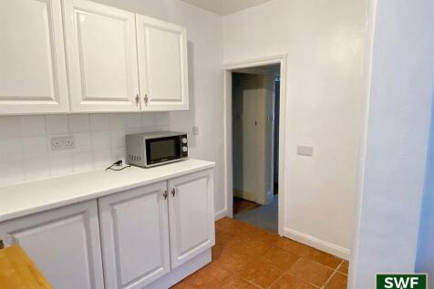Kitchen3dr.jpg