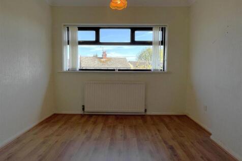 bedroom1.JPG