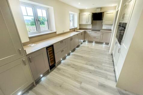 Kitchen Additional Photograph