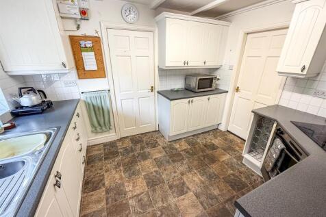 Kitchen Additional Photograph