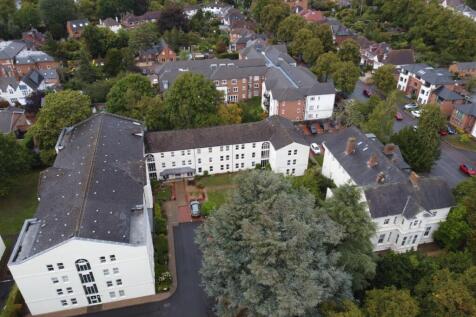 7 Oakfield House CV32-4.jpg