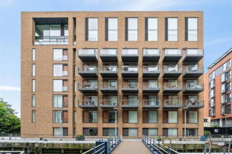 Hirst Court SW1W 8QD-1.jpg