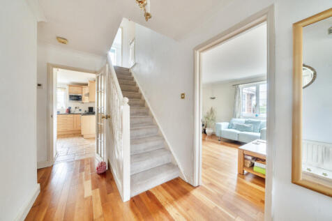 1311693-20-685e6b...