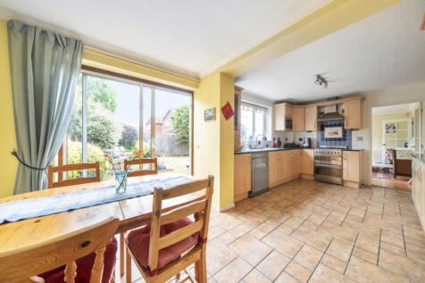 1311693-12-685e6a...