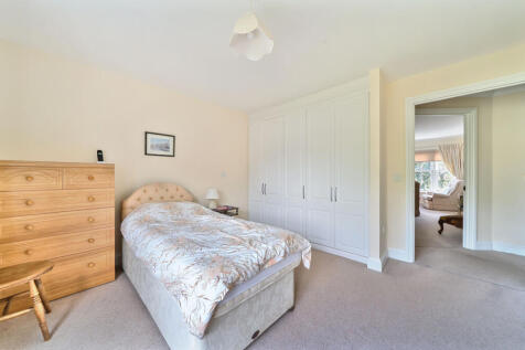 1305634-16-684aed...