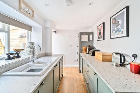 1312437-9-685ad3b...