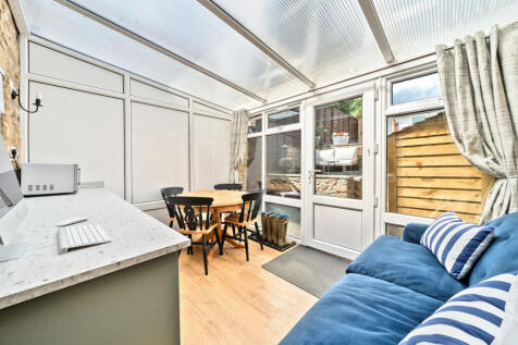 1312437-12-685ad4...