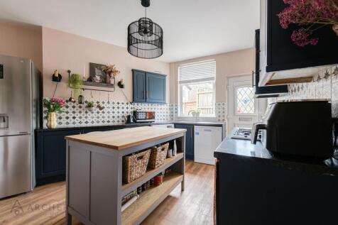 255WhitehouseLane(Interior)(5of31).jpg
