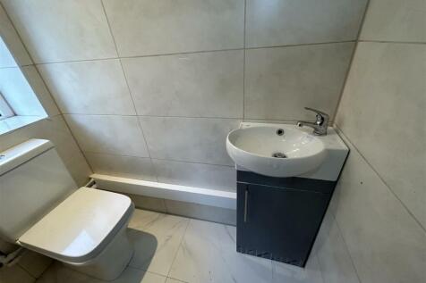 CLOAKS &amp; WC